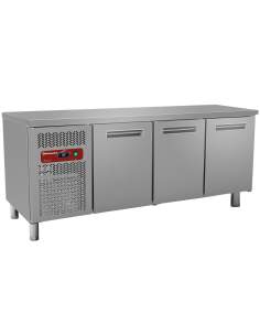 Table frigorifique, ventilé, 3 portes (395 Lit.)